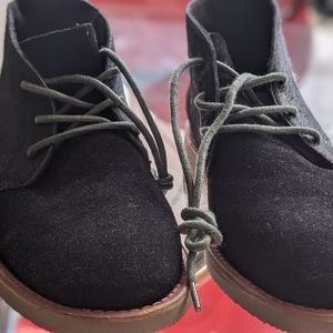 Seavees  women's shoes size 6